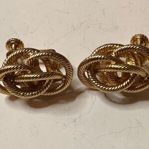 Anne Kline Gold Knot screw back clip ons